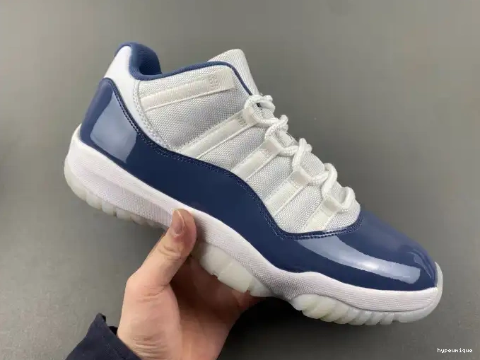 HYPE (2024) Low FV5104-104 Retro 11 Navy Jordan Midnight 0605